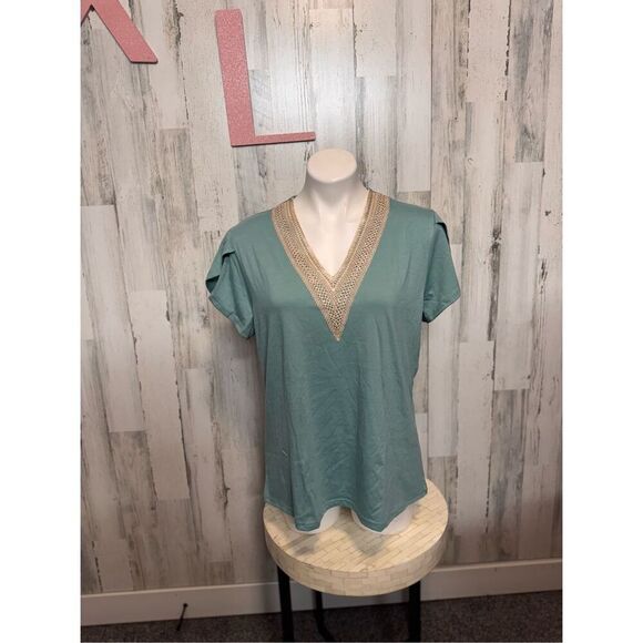 Blouse size XL - Picture 2 of 8